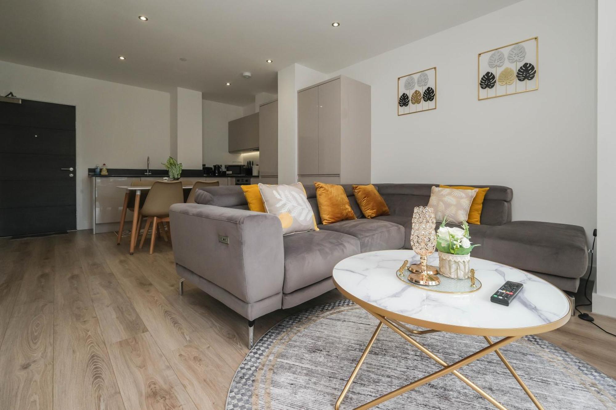 Brand New 2 Bedroom Apartment Centre Of Solihull Exterior foto