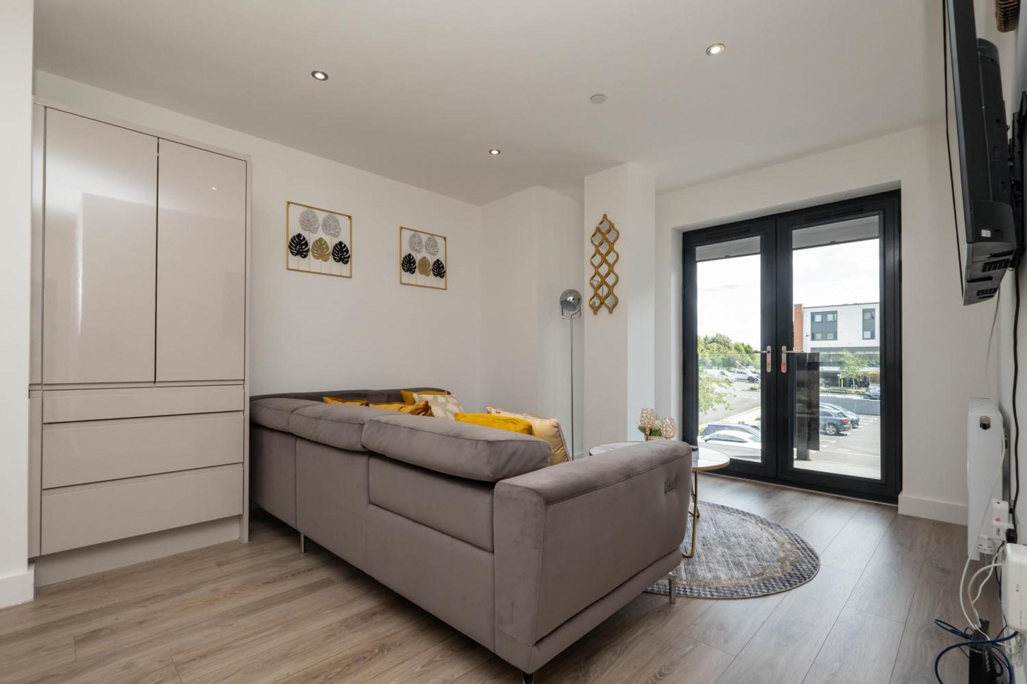Brand New 2 Bedroom Apartment Centre Of Solihull Exterior foto